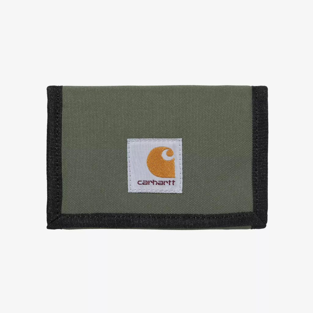 Portefeuille Carhartt WIP Alec Wallet Opuntia en polyester recyclé déperlant, avec 6 fentes cartes, porte-monnaie Velcro® et Square Label – dispo à Mons.