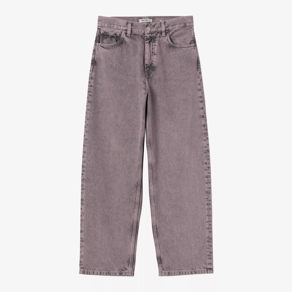 Pantalon Brandon femme vu de face en denim 100 % coton, coupe loose et taille basse, style skate et casual chic, disponible à Saint-Ghislain près de Mons.