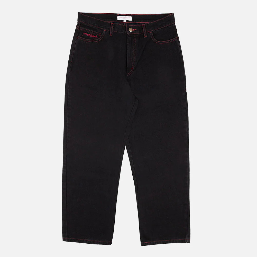 Jean Yardsale Phantasy Denim Black relaxed fit avec surpiqûres rouges et logos brodés – Yagö Skateshop Mons. Vu de face