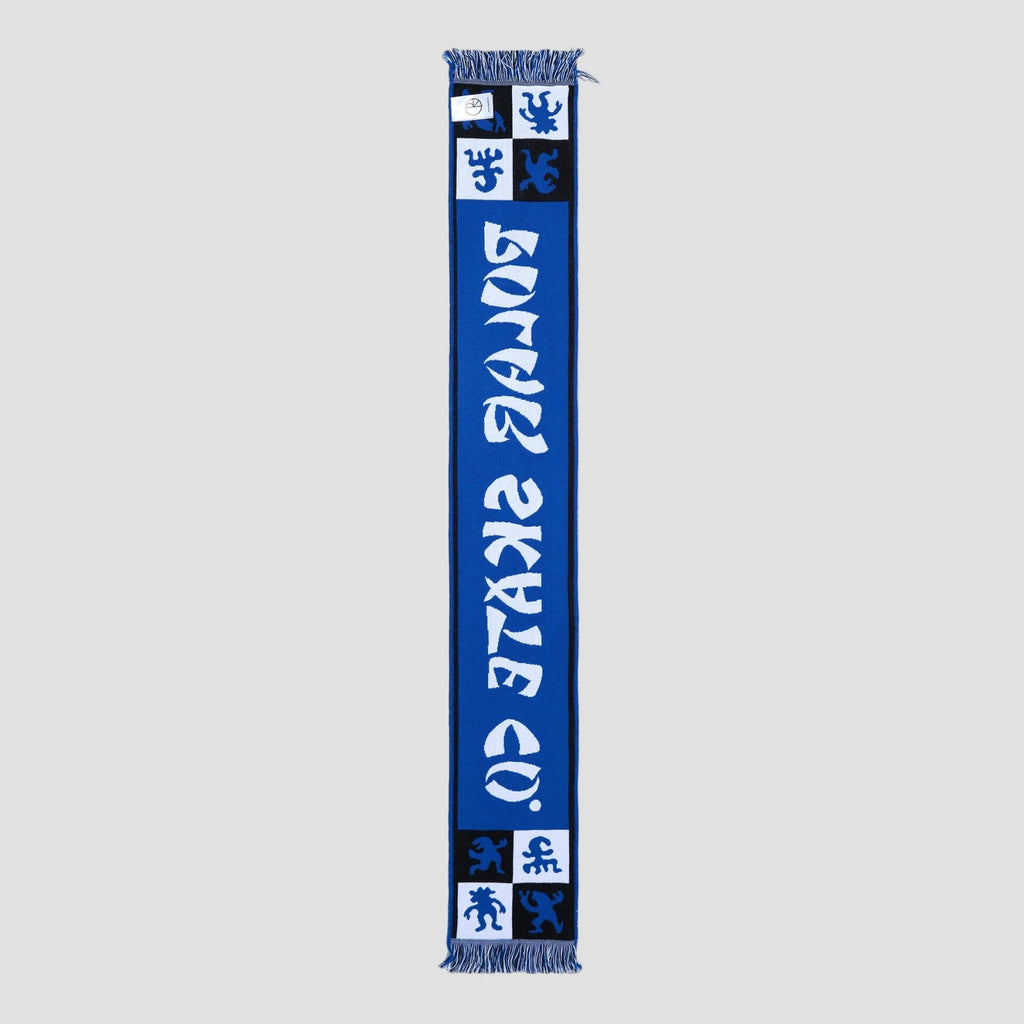 Écharpe Polar Skate Co. Football Scarf Checkers Blue en acrylique. Style skate et chaleur, fabriquée au Portugal. Disponible près de Mons. Vue à plat de l'autre côté
