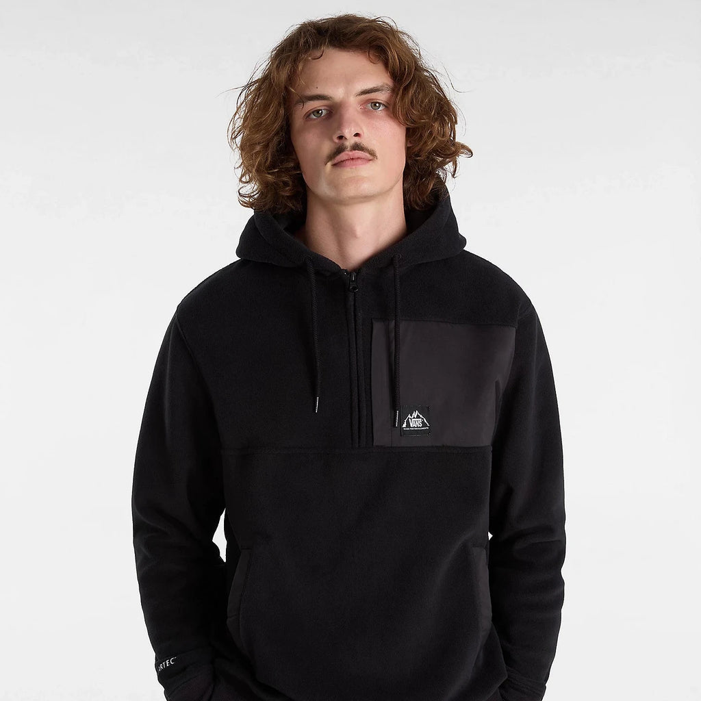 Mannequin portant le Vans Polartec MTE Sweat Black vu de face