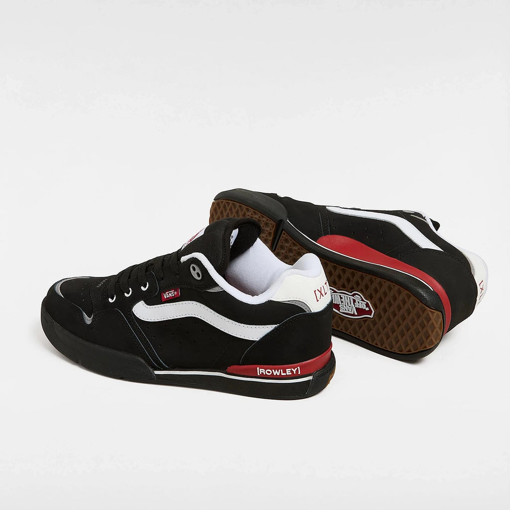 Paire de chaussures Chaussures Vans Skate Rowley XLT Black White Red vue de 3/4 face dos