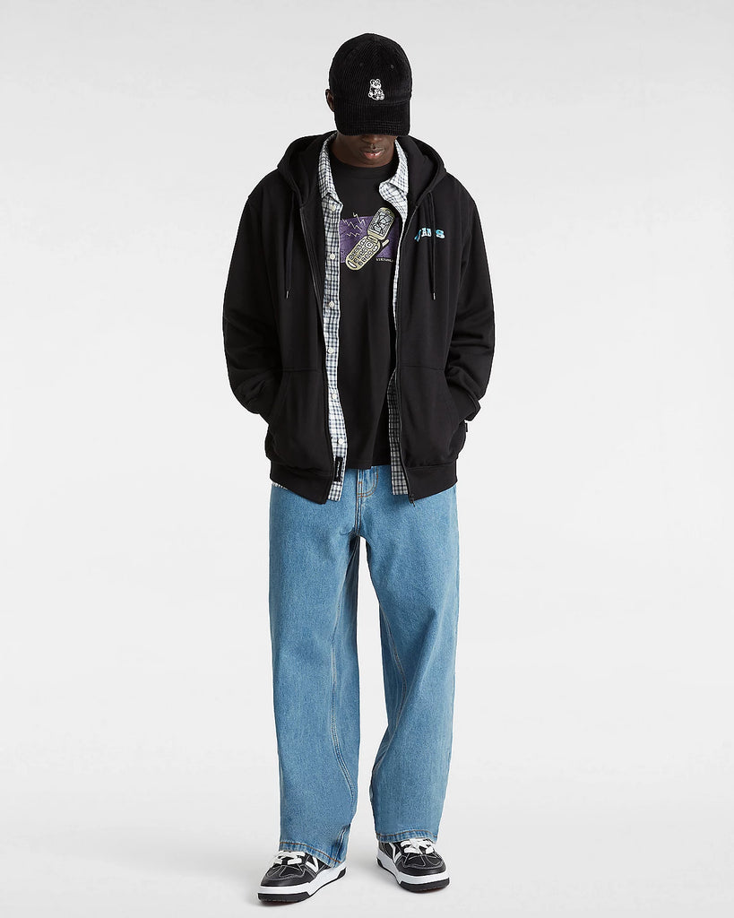 Mannequin portant le Vans Pull Loose Crew Carlo Black vue de face en entier