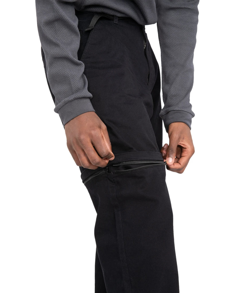 Mannequin portant le Pantalon Element x Pelago Convertible Flint Black vu sur la tirette au genou qui s'ouvre 