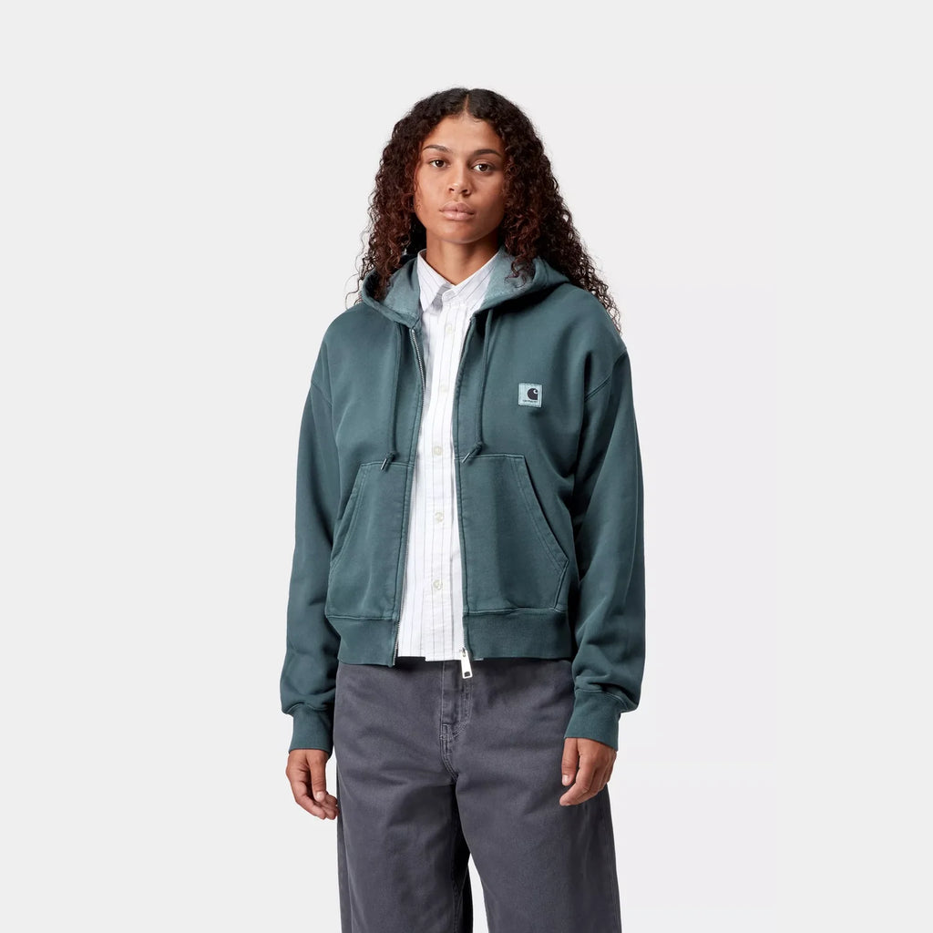Women’s Hooded Nelson Jacket Carhartt WIP – coton épais garment-dyed avec capuche – skateshop Mons - Vue portée par un mannequin de face