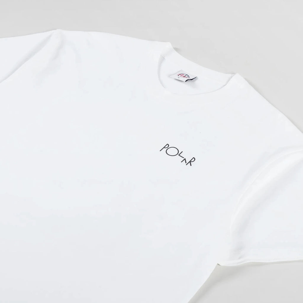 T-shirt Polar Skate Co. Portrait tee White zoom sur le logo poitrine