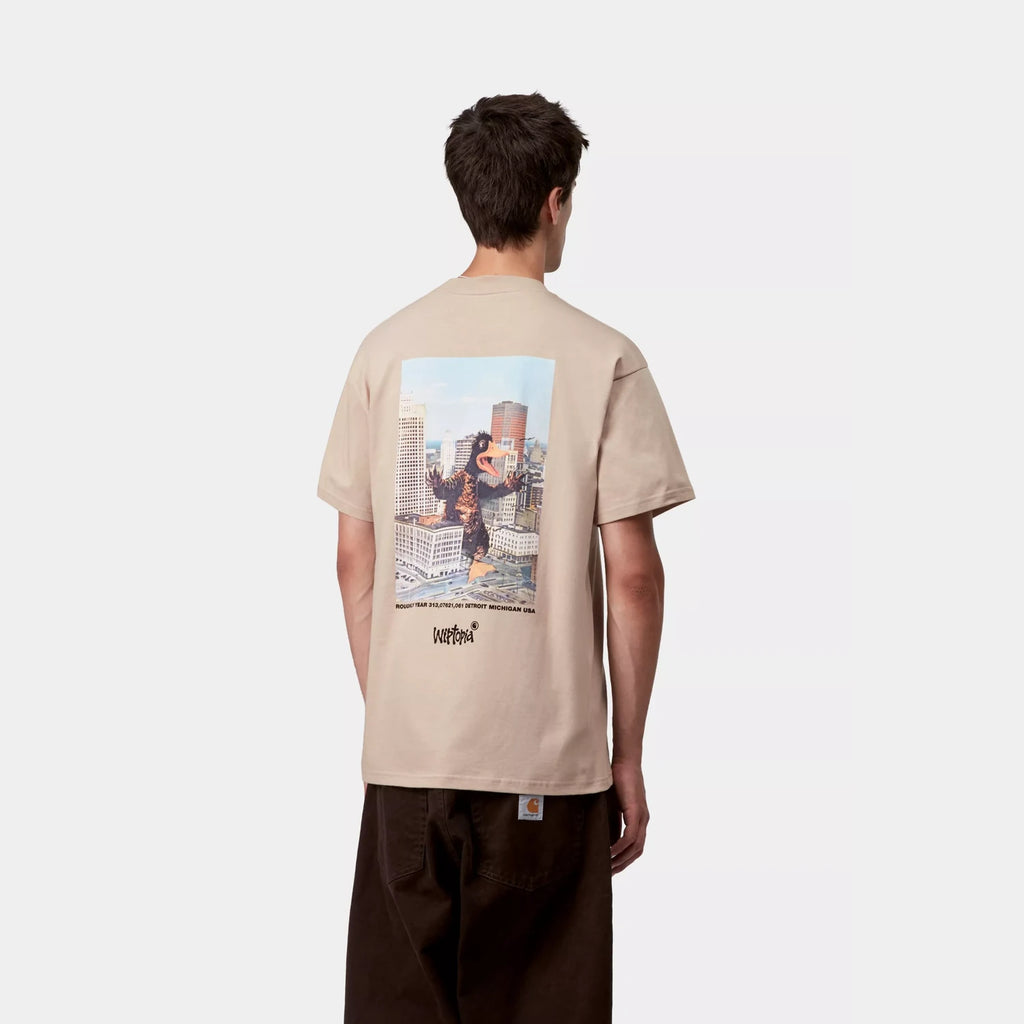 Carhartt WIP T-shirt Wiptopia Wall coton bio coupe loose imprimés graphiques – skateshop Mons. Porté par un mannequin vu de dos