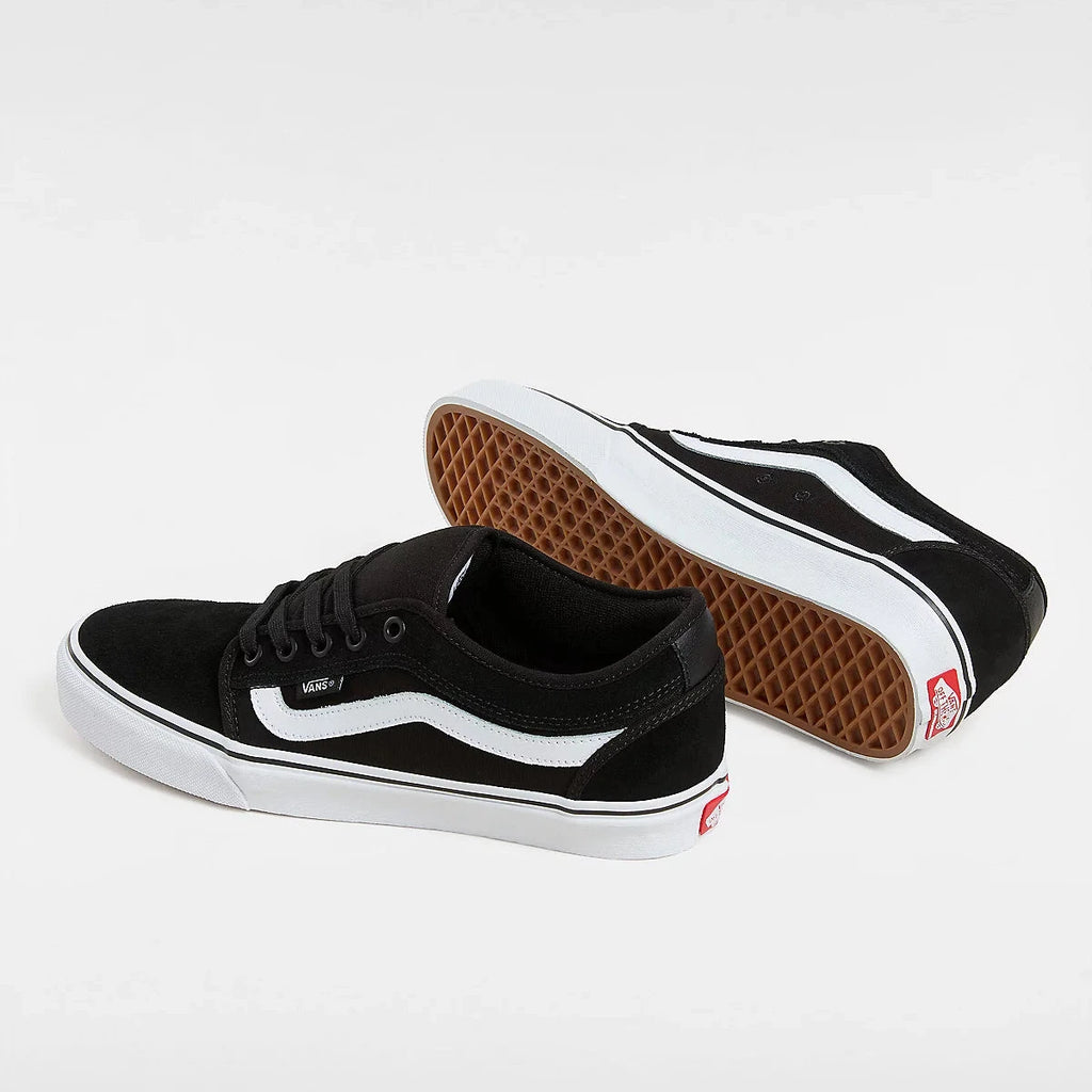 Chaussures Vans Chukka Low Black White Vue de profil extérieur 