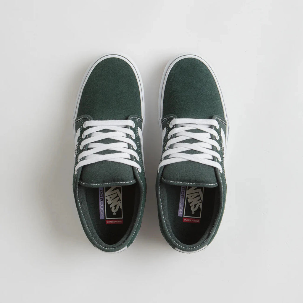 Paire de chaussures Vans Chukka Low Green Sables vue du haut